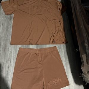 Brown Set
